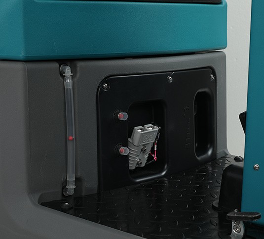 T560 Micro Ride-On Floor Scrubber alt 4